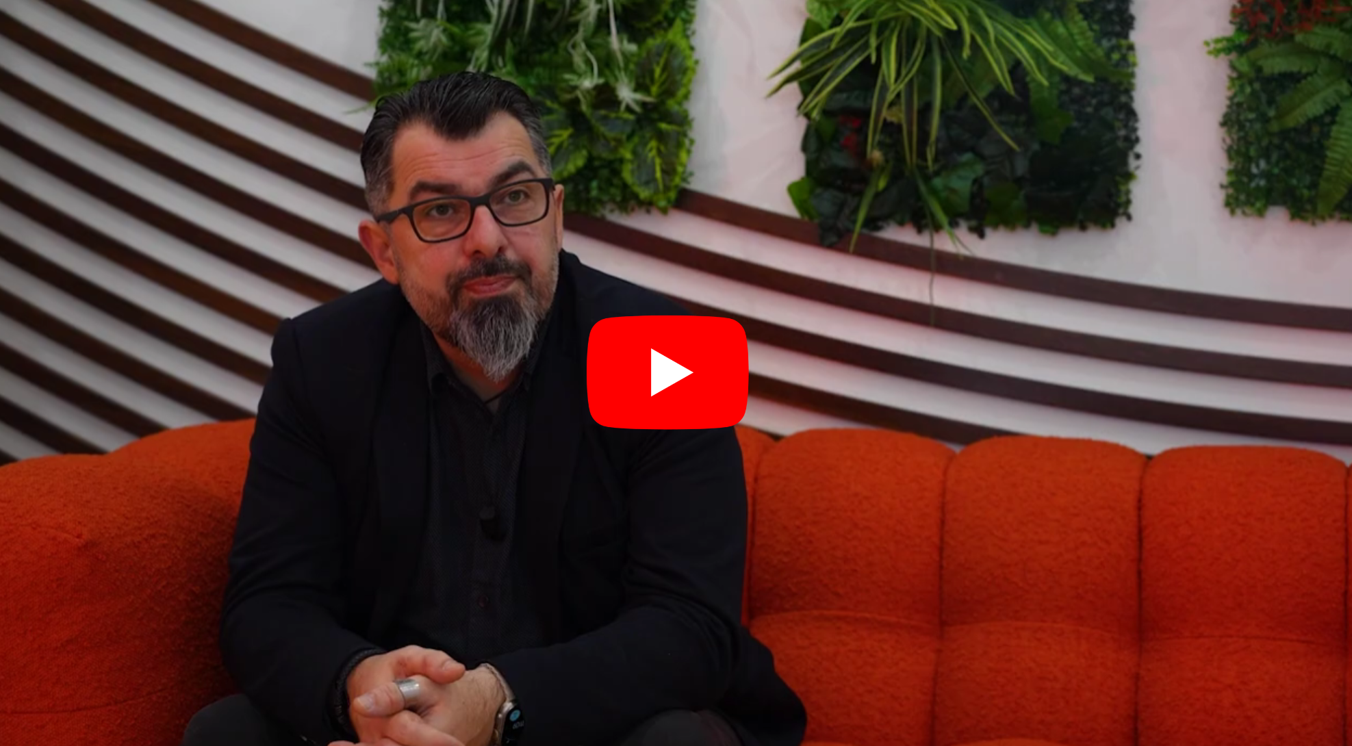 Lire la suite à propos de l’article AXEO Services met à l’honneur le parcours inspirant de l’un de ses franchisésdans son format “Vis ma vie”